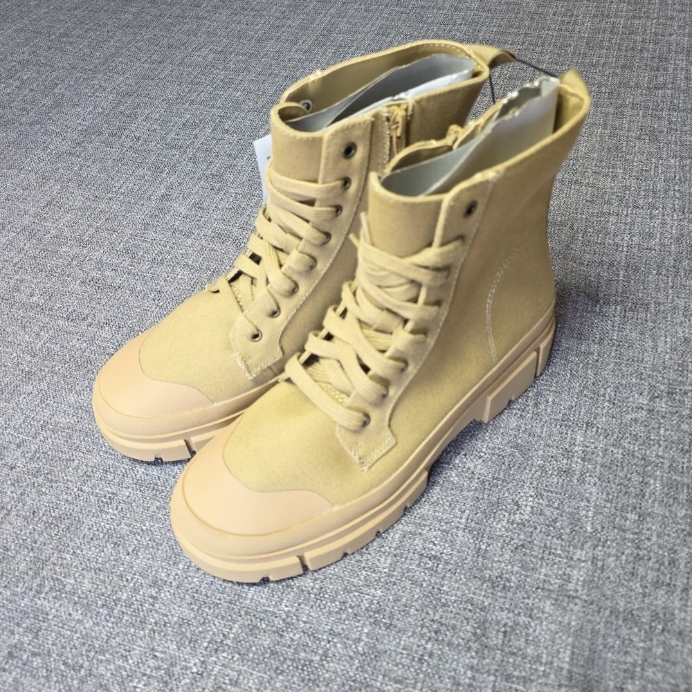 No Boundaries Women S Bump Toe Combat Boots